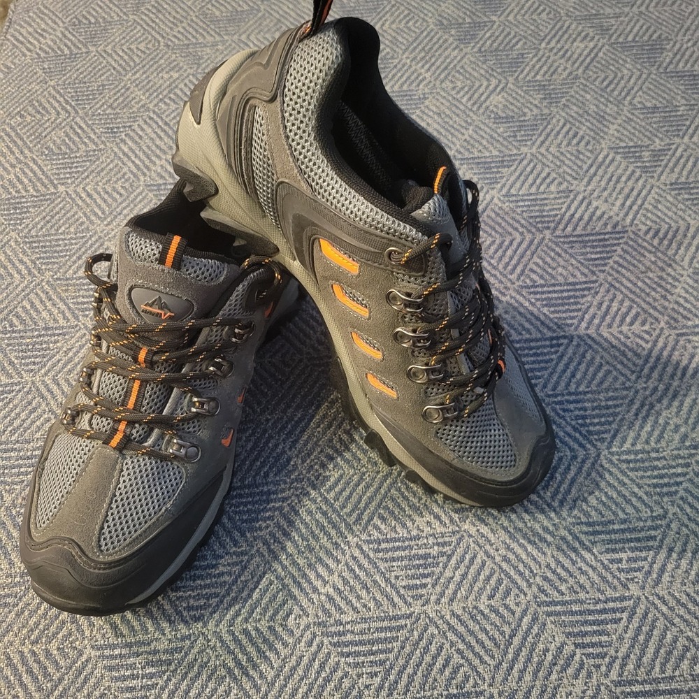 NORTIV 8 Men's Waterproof Hiking Shoes Lightweight Leather Low-Top Size 7.5 NEW